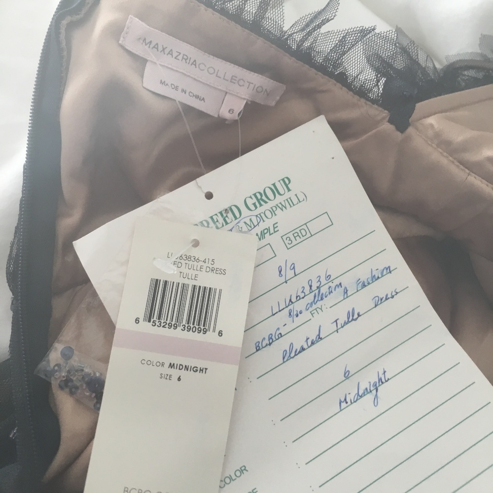 Exclusive MAXAZRIA Runway COLLECTION Beaded Dress - Picture 7 of 9